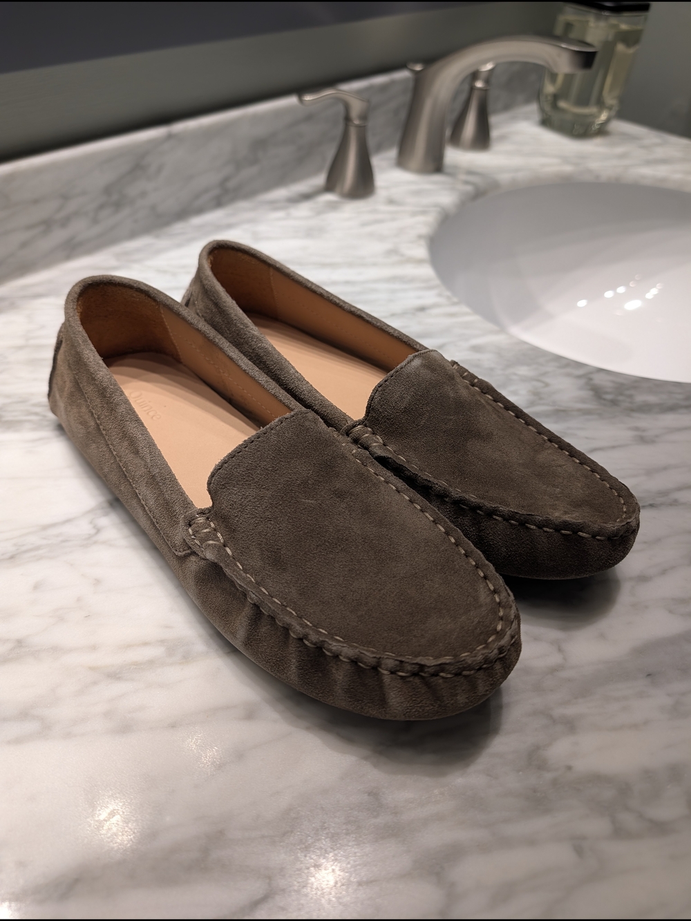 Women's 100% Suede Driver Loafer - Picture 8 of 8